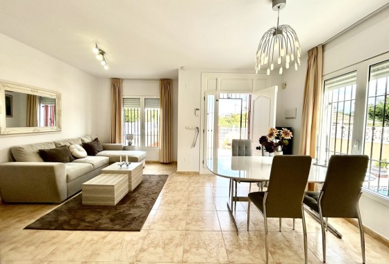 Resale - Townhouse -
Dehesa de Campoamor - Campoamor