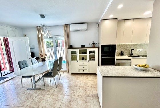 Resale - Townhouse -
Dehesa de Campoamor - Campoamor