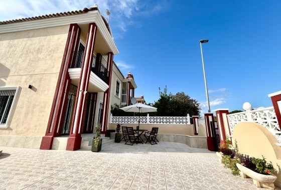 Resale - Townhouse -
Dehesa de Campoamor - Campoamor