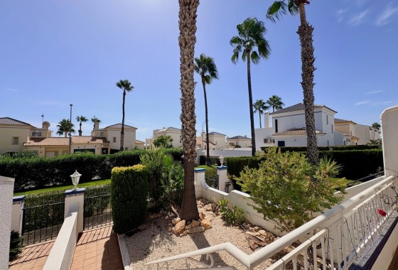 Resale - Townhouse -
Orihuela