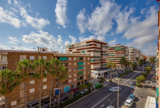 Revente - Appartement -
Playa del Acequion