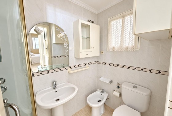 Herverkoop - Appartement / Flat -
Torrevieja - Torreblanca