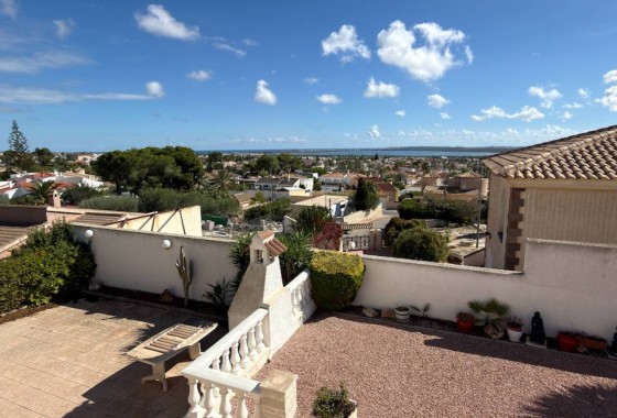 Herverkoop - Vrijstaande Villa -
Ciudad Quesada - Rojales - Ciudad Quesada