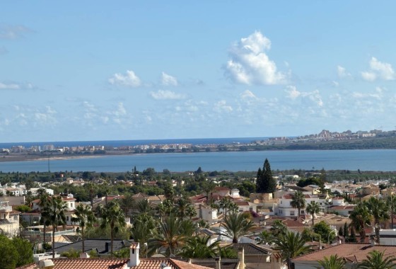 Herverkoop - Vrijstaande Villa -
Ciudad Quesada - Rojales - Ciudad Quesada