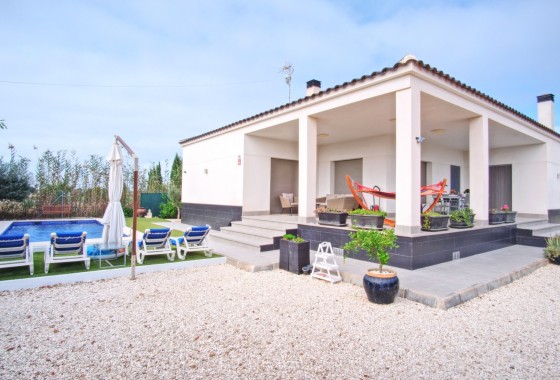 Herverkoop - Finca / Landhuis -
Dolores - Dolores - Country