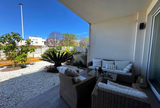 Herverkoop - Appartement / Flat -
Torrevieja - Torreta florida