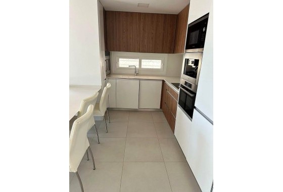 Herverkoop - Appartement / Flat -
Torrevieja - Torreta florida