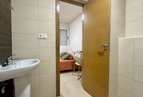 Herverkoop - Appartement / Flat -
Torrevieja