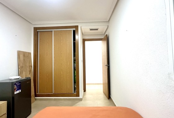 Herverkoop - Appartement / Flat -
Torrevieja