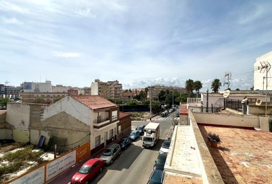 Herverkoop - Appartement / Flat -
Torrevieja