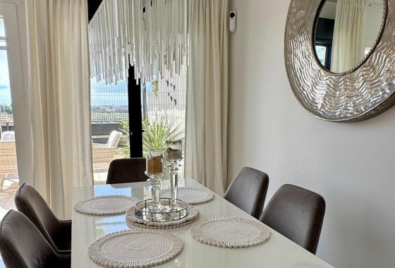 Wiederverkauf - Wohnung / Apartment -
Orihuela Costa - Lomas de Cabo Roig