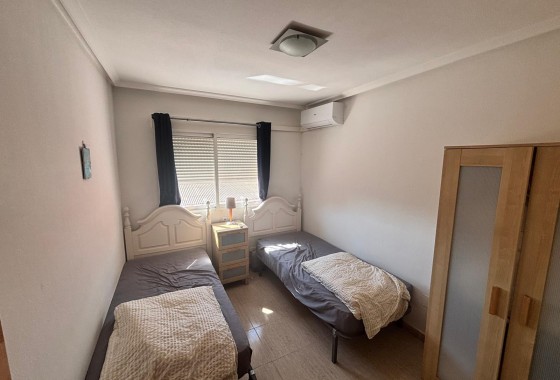 Resale - Apartment / Flat -
Almoradí