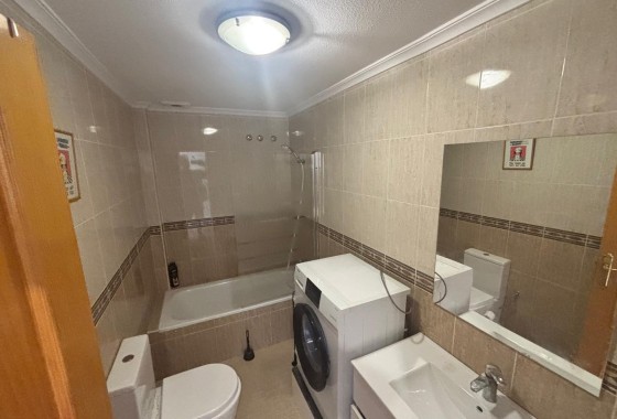 Resale - Apartment / Flat -
Almoradí