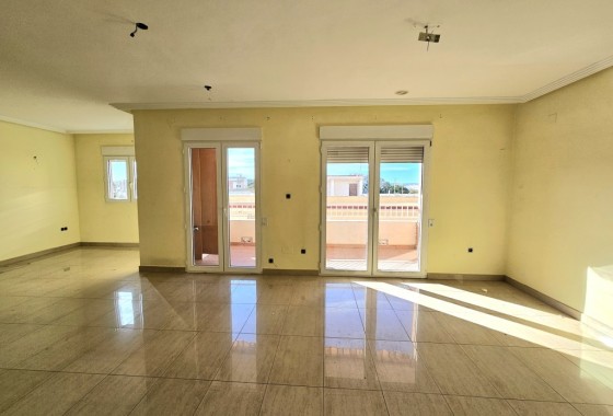 Herverkoop - Appartement / Flat -
Torrevieja - Torrevieja Centro