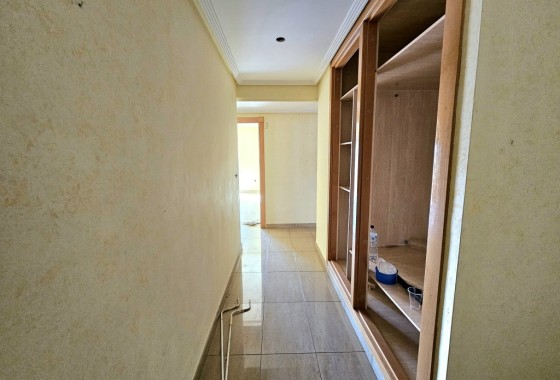 Herverkoop - Appartement / Flat -
Torrevieja - Torrevieja Centro