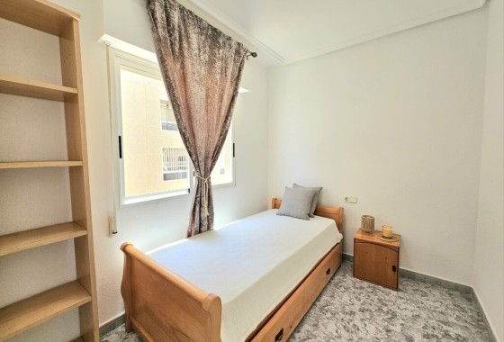Herverkoop - Appartement / Flat -
Torrevieja