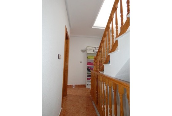 Herverkoop - Rijhuis -
Cabo Roig