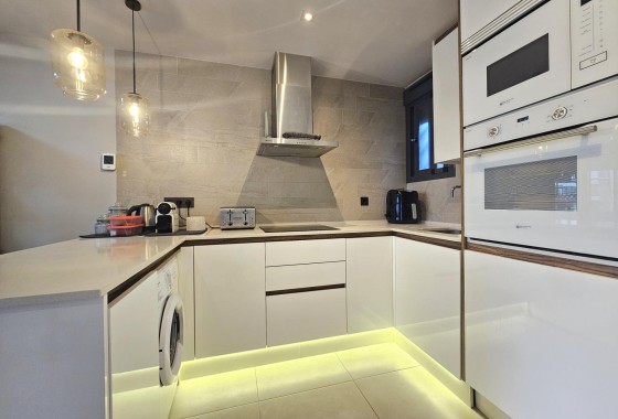 Sprzedaż - Apartament / Mieszkanie -
Guardamar del Segura - El Raso