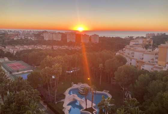 Venta - Apartamento / Piso -
Orihuela Costa