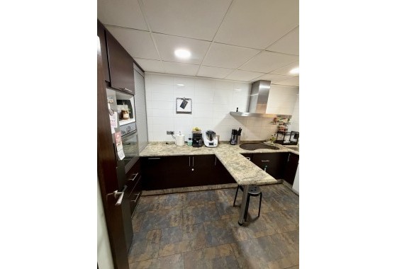 Herverkoop - Appartement / Flat -
Benferri - Inland