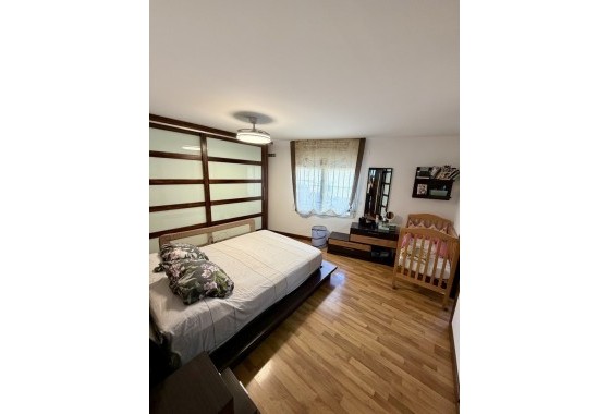 Herverkoop - Appartement / Flat -
Benferri - Inland