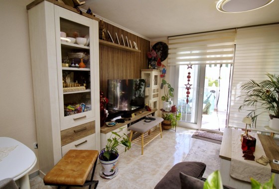 Herverkoop - Halfvrijstaande villa -
Torrevieja - San Luis