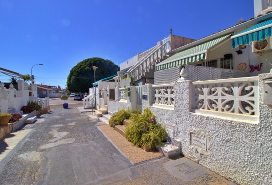Herverkoop - Halfvrijstaande villa -
Torrevieja - San Luis