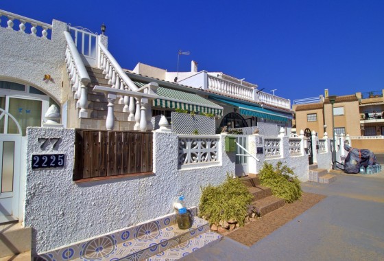 Herverkoop - Halfvrijstaande villa -
Torrevieja - San Luis