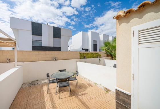 Herverkoop - Rijhuis -
Ciudad Quesada - Rojales - Lo Marabú