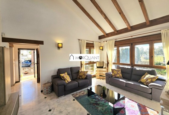 Venta - Chalet Independiente -
Algorfa - La Finca