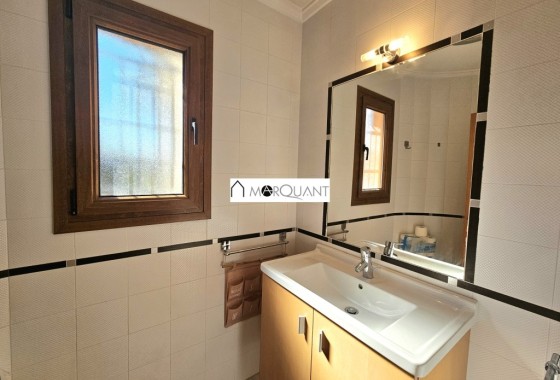 Venta - Chalet Independiente -
Algorfa - La Finca