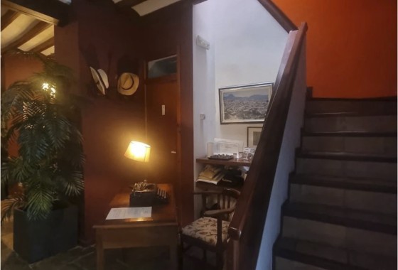 Revente - Appartement -
Relleu - Inland