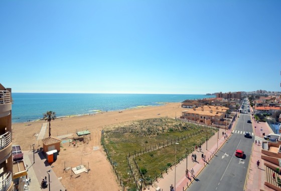Revente - Appartement -
Torrevieja