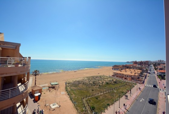 Revente - Appartement -
Torrevieja