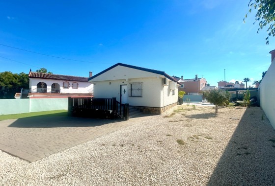 Herverkoop - Vrijstaande Villa -
Pilar de la Horadada - Pinar de Campoverde