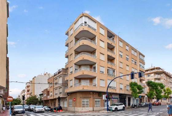 Sprzedaż - Apartament / Mieszkanie -
Torrevieja - torrevieja