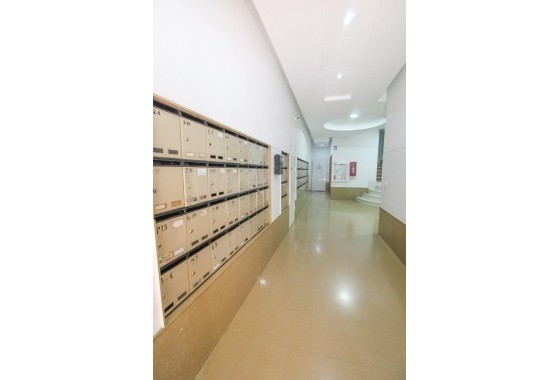 Revente - Appartement -
Torrevieja - El molino