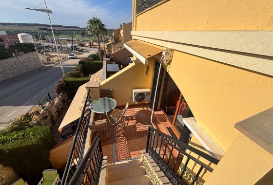 Wiederverkauf - Wohnung / Apartment -
La Rellana