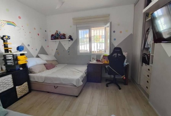 Sprzedaż - Willa wolnostojąca -
Torrevieja - Torreta florida