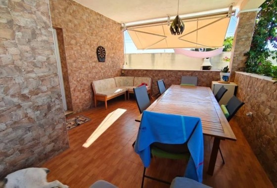 Sprzedaż - Willa wolnostojąca -
Torrevieja - Torreta florida