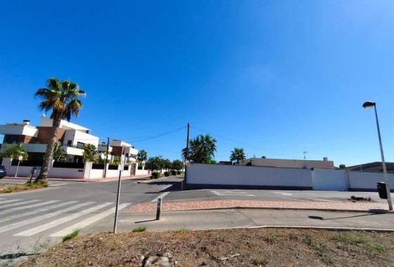 Sprzedaż - Willa wolnostojąca -
Torrevieja - Torreta florida