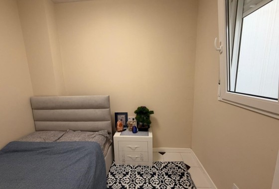 Venta - Apartamento / Piso -
Torrevieja