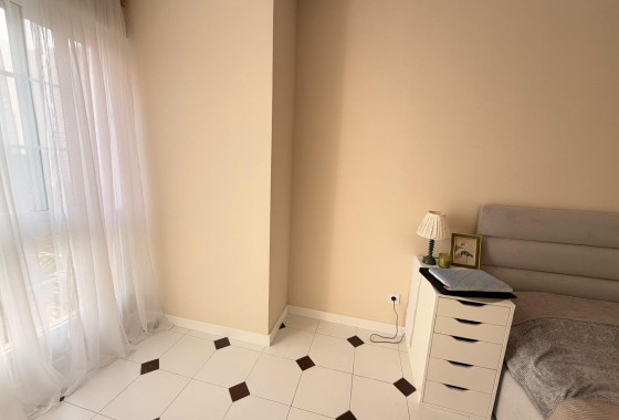 Venta - Apartamento / Piso -
Torrevieja
