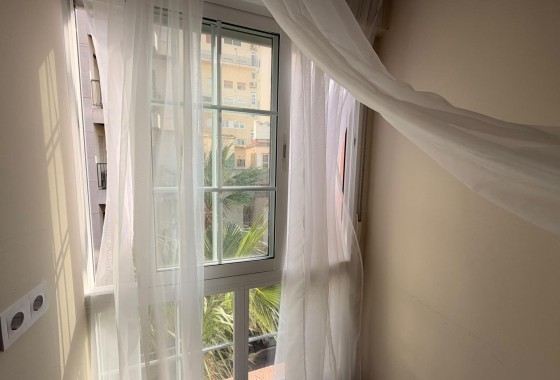 Venta - Apartamento / Piso -
Torrevieja