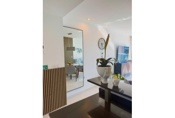 Herverkoop - Appartement / Flat -
Torrevieja - Punta Prima