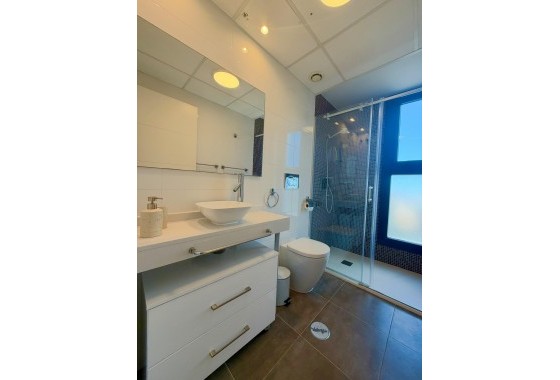 Herverkoop - Appartement / Flat -
Torrevieja - Punta Prima