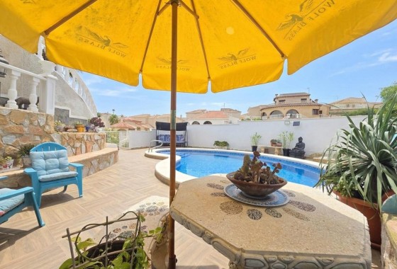 Herverkoop - Vrijstaande Villa -
Rojales - Ciudad Quesada