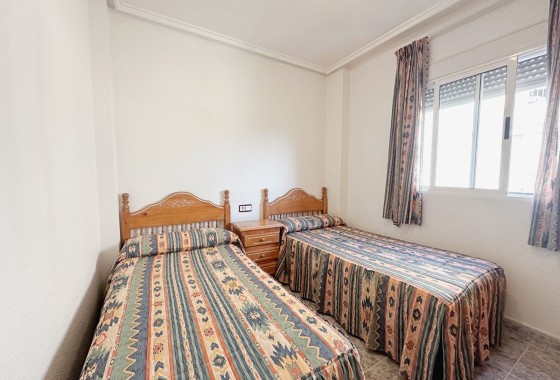 Resale - Apartment / Duplex -
Torrevieja