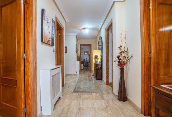 Herverkoop - Vrijstaande Villa -
Torrevieja - Los Balcones