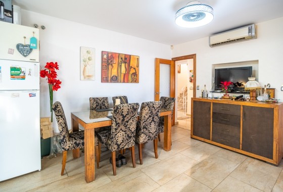 Herverkoop - Vrijstaande Villa -
Torrevieja - Los Balcones